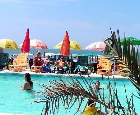 Hotel Oaz 3*