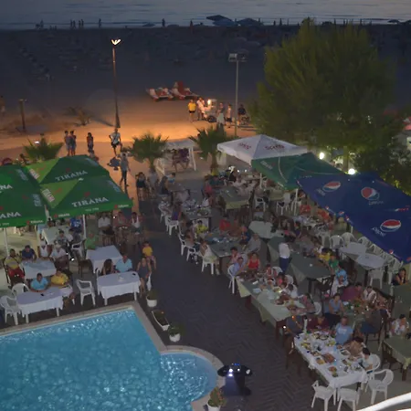 Oaz Hotel 3*