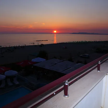 Oaz Hotel Kavaje