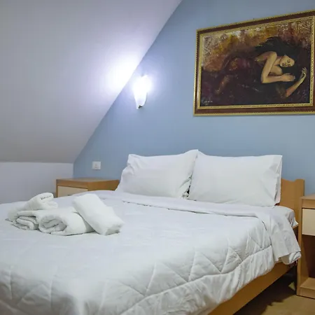 Hotel Oaz Golem (Tirana)