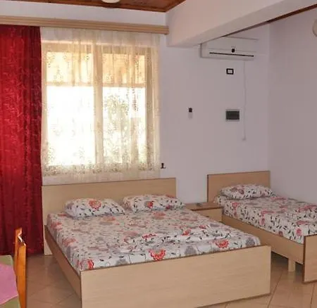 Ξενοδοχείο Oaz 3*